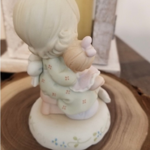 Growing in Grace  Precious Moments birthday age 4 - Picture 2 of 4